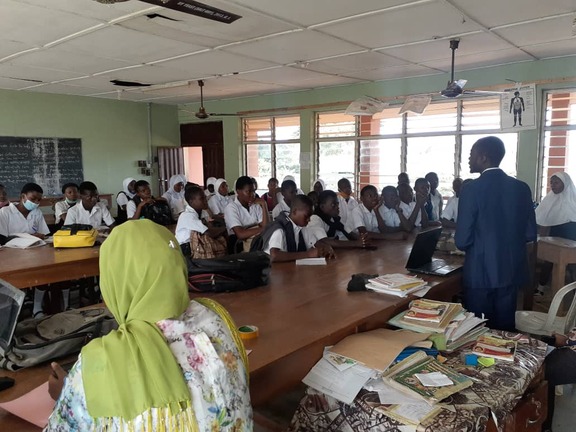 Leafgreen Africa earth conservation workshop for community environmental action